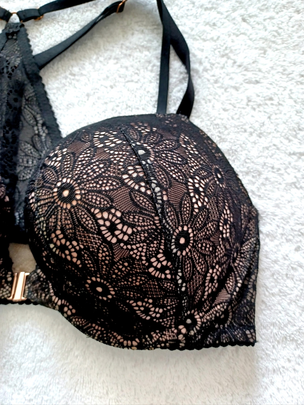 Victoria's Secret Black Lace Push-Up Bra with Nude Lining - Picture 9 of 16